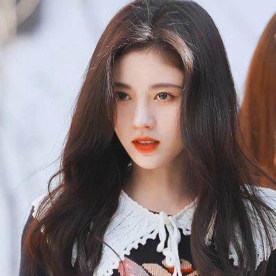 瞠目结舌